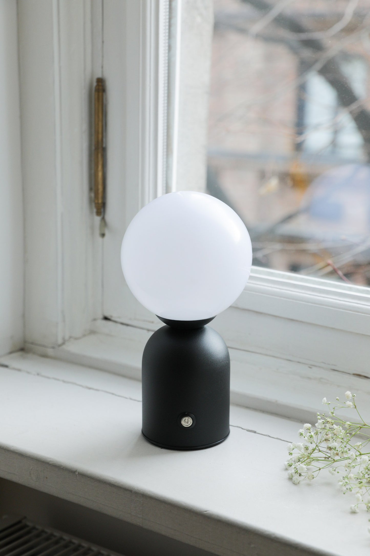 Clara Rechargeable Lamp