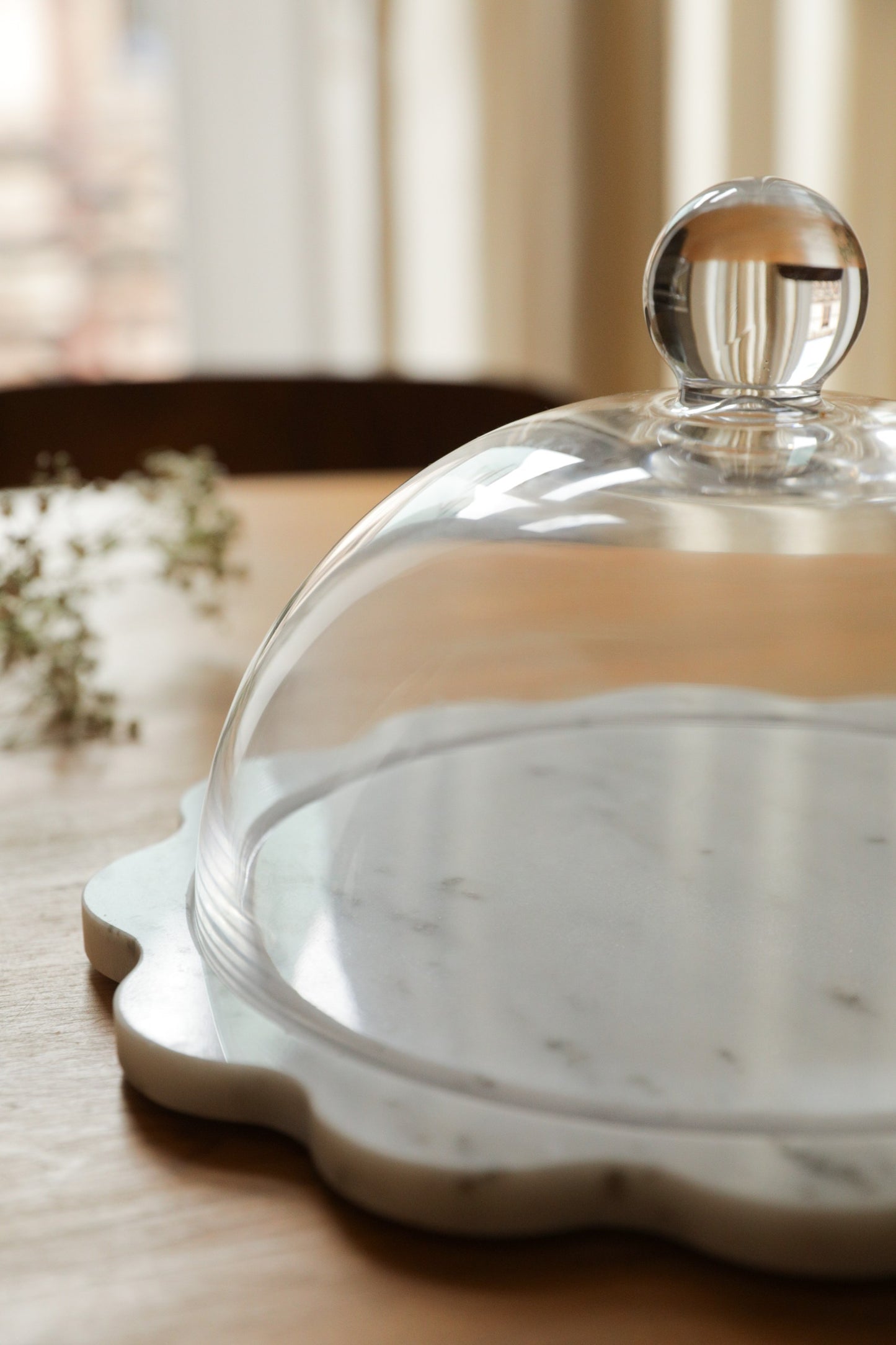 حامل كعك رخامي