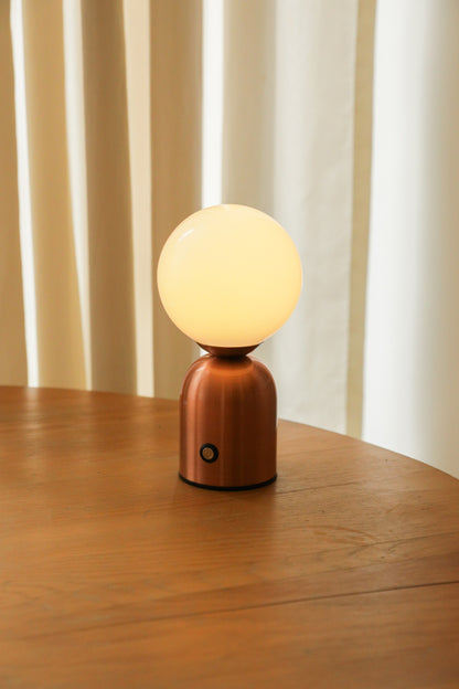 Clara Rechargeable Lamp